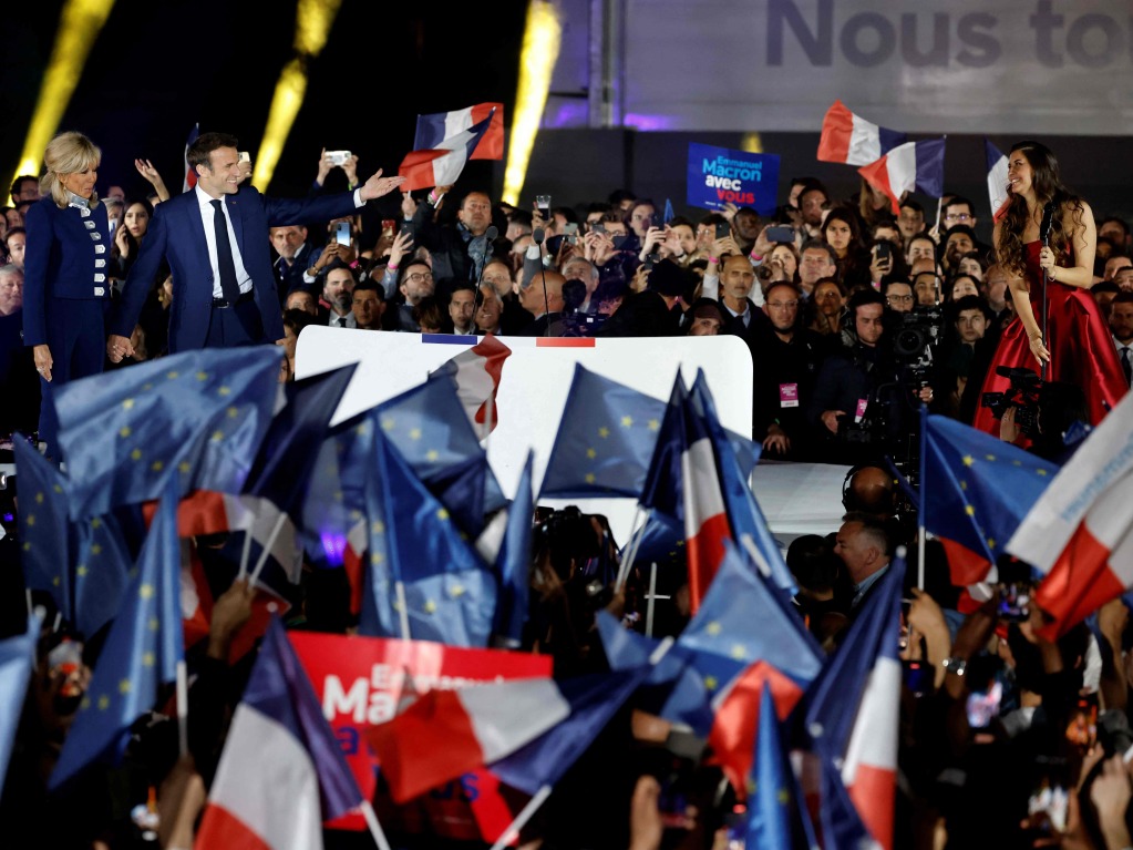 Macron mit seiner Frau Brigitte