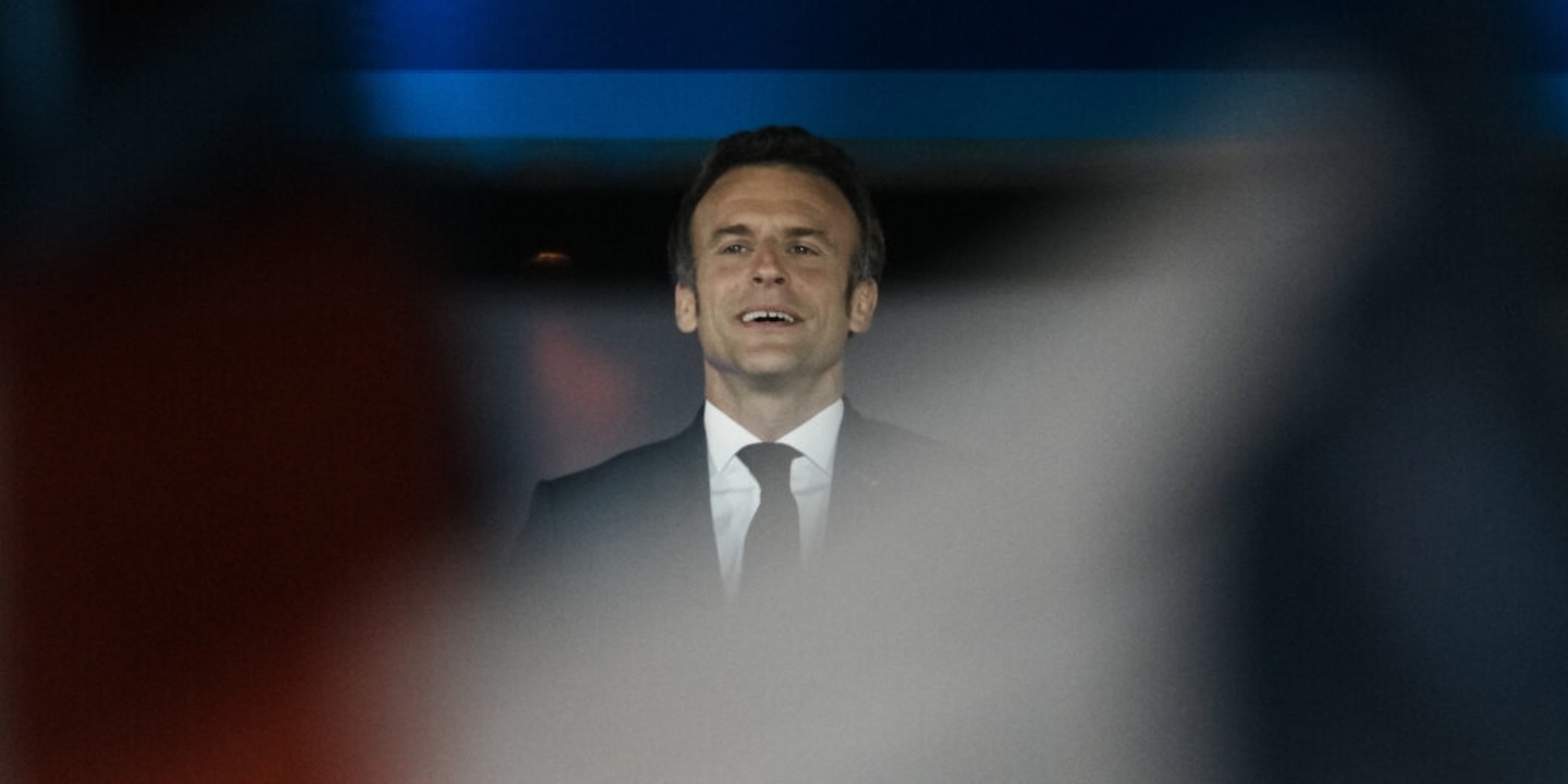 Emmanuel Macron bleibt Präsident.  | Foto: Thibault Camus (dpa)