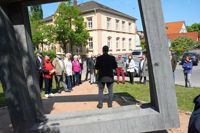 Am Haltinger Rathaus soll am Sonntag, ...ung der Stadtfhrergruppe stattfinden.  | Foto: Hannes Lauber