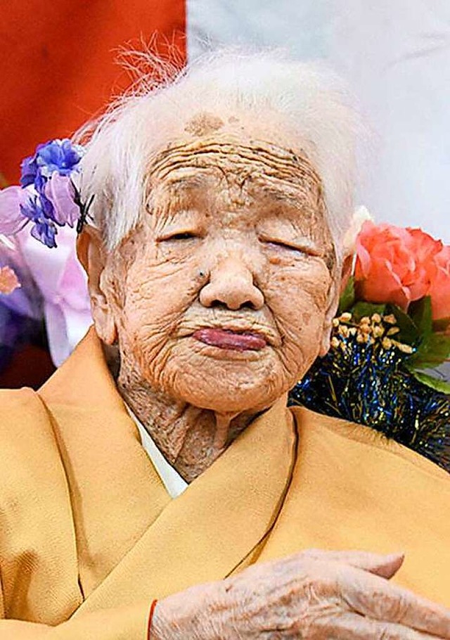 Kane Tanaka, aufgenommen drei Tage nac...panerin starb im Alter von 119 Jahren.  | Foto: - (dpa)