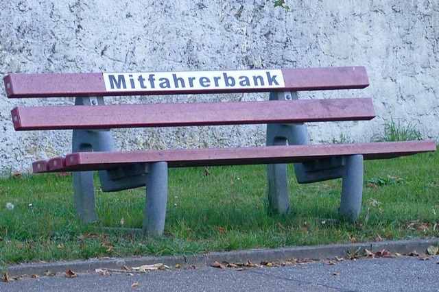 &#8222;Mitfahrbnkle&#8220; gibt es mi...wie hier in Nonnenweier in der Ortenau  | Foto: Hannes Selz