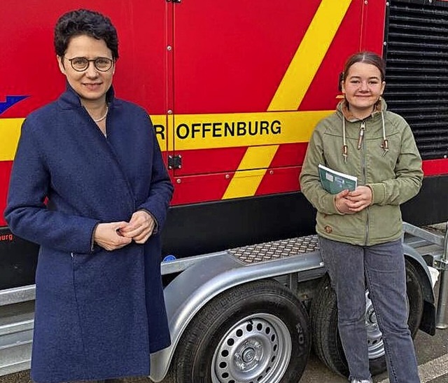 Ministerin Marion Gentges und Zischup-Reporterin Anna Leuchter  | Foto: Privat