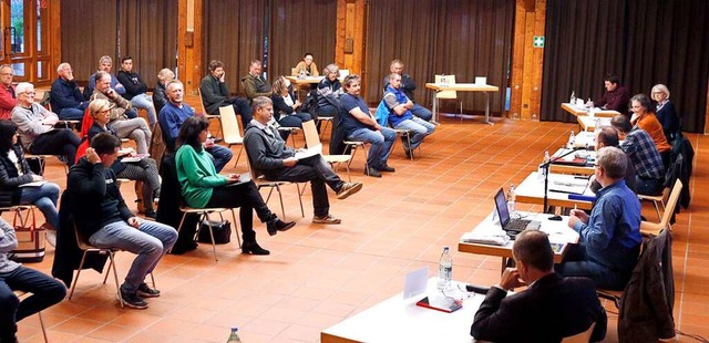 Landwirte machten beim Infoabend zum B...und in Seelbach ihre Haltung deutlich.  | Foto: Heidi Fel