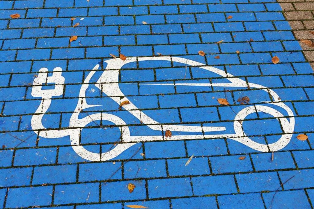 Es gibt aus Sicht der Kommunen noch im...rden beim Ausbau der Elektromobilitt.  | Foto: Makus Donner