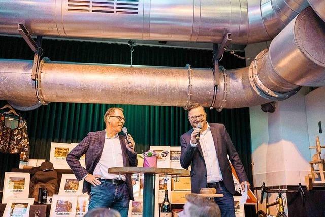 Fotos: BZ-Versteigerung in Freiburger Markthalle bringt viel Freude und dicken Erlös