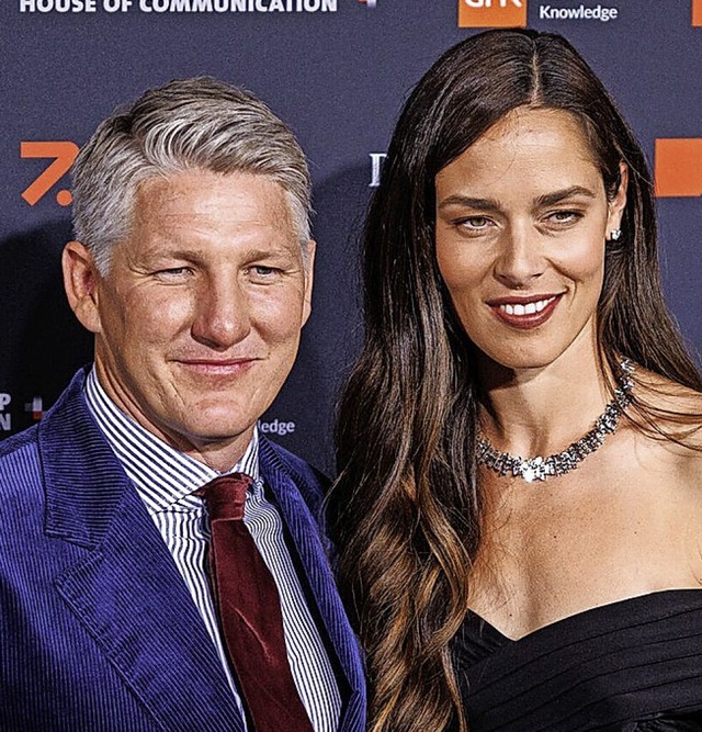 B. Schweinsteiger und A. Ivanovic  | Foto: Matthias Balk (dpa)