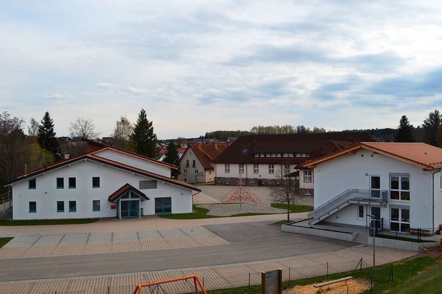 Die kommunalen  Gebude in Rtenbach (...en zum Klimaschutz besonders im Focus.  | Foto: Liane Schilling