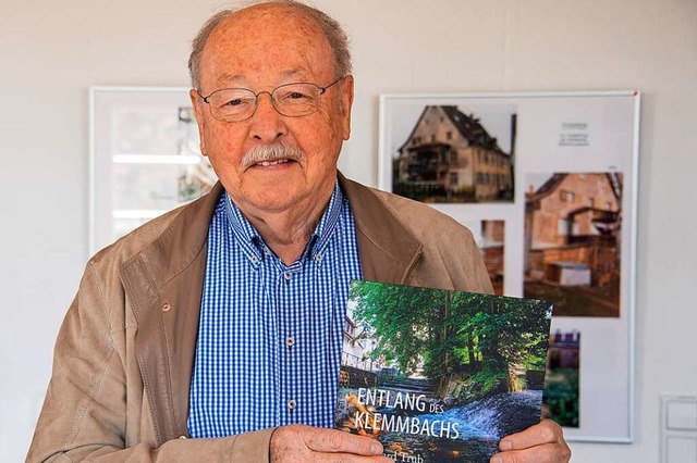 Bernhard Trub erzhlt auf 200 Seiten d...hte der Mhlen entlang des Klemmbachs.  | Foto: Volker Mnch
