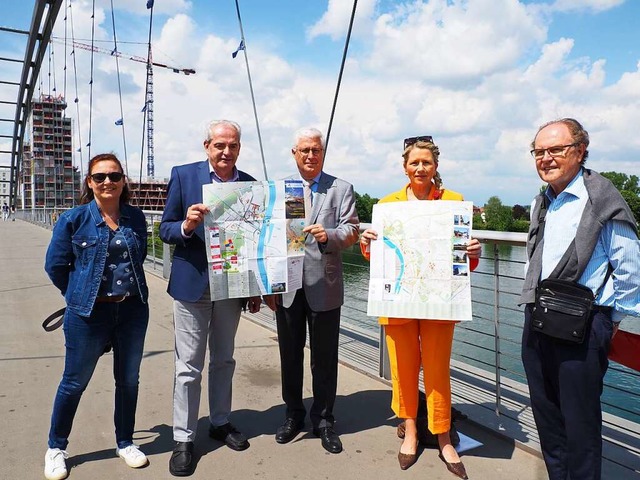 Gemeinschaftswerk: Martine Quinzoni, J...tnerstdte Weil am Rhein und Huningue.  | Foto: Herbert Frey