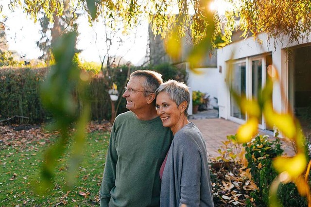 Rosige Aussichten: Wem das Eigenheim i... auf eine neue Immobilienfinanzierung.  | Foto: Kniel Synnatzschke (dpa)