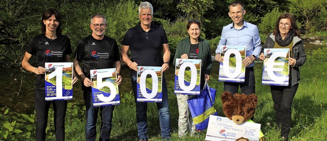 Nicole Grether, Richard Renz, Kai Hors...die Dikome-Wasserprojekte (von links).  | Foto: Ralph Lacher