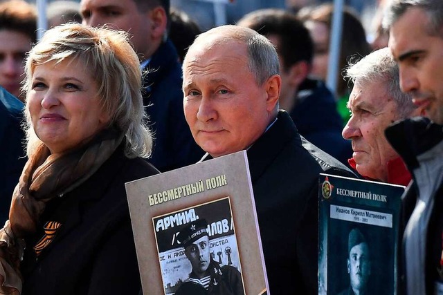 Putin beim Gedenken an die Opfer des Zweiten Weltkriegs  | Foto: NATALIA KOLESNIKOVA (AFP)