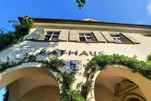 Für 1,6 Millionen Euro wird das alte Rathaus in Wolfenweiler verkauft
