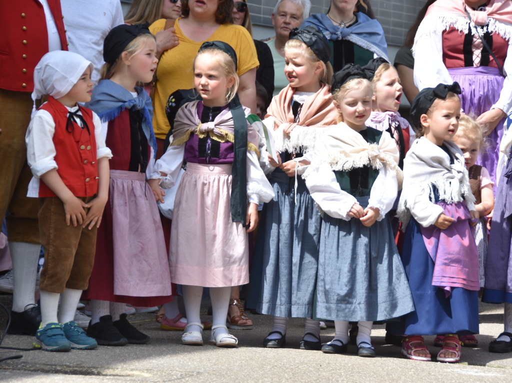 Hausen feiert das Hebelfest