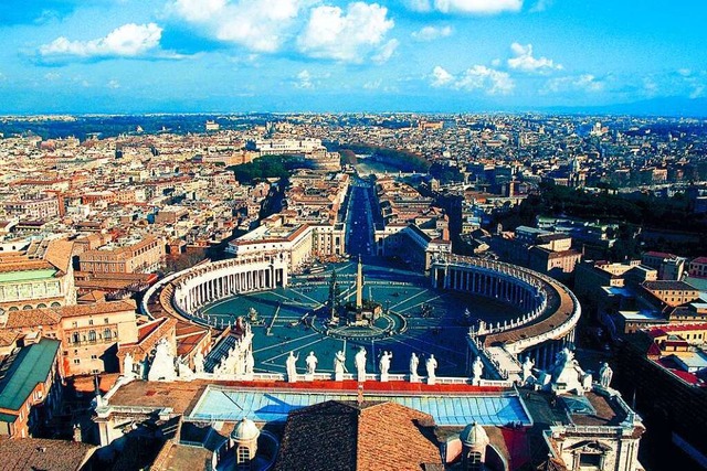 Blick ber den Petersplatz im Vatikan  | Foto: PR / Mundo