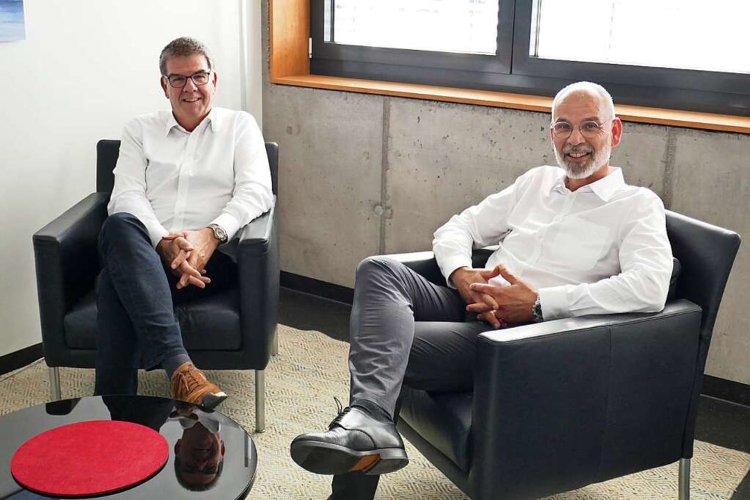 Jochen und Thomas Geiger (von links), ...iger, wird das Unternehmen übernehmen.  | Foto: Axel Kremp