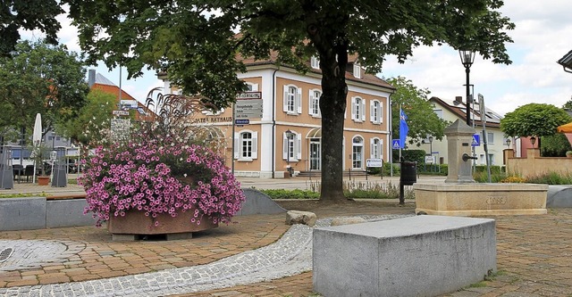 Rund um den Alte-Waage-Platz erwarten ... Besucher mit Aktionen und Angeboten.   | Foto: Gemeinde Rust