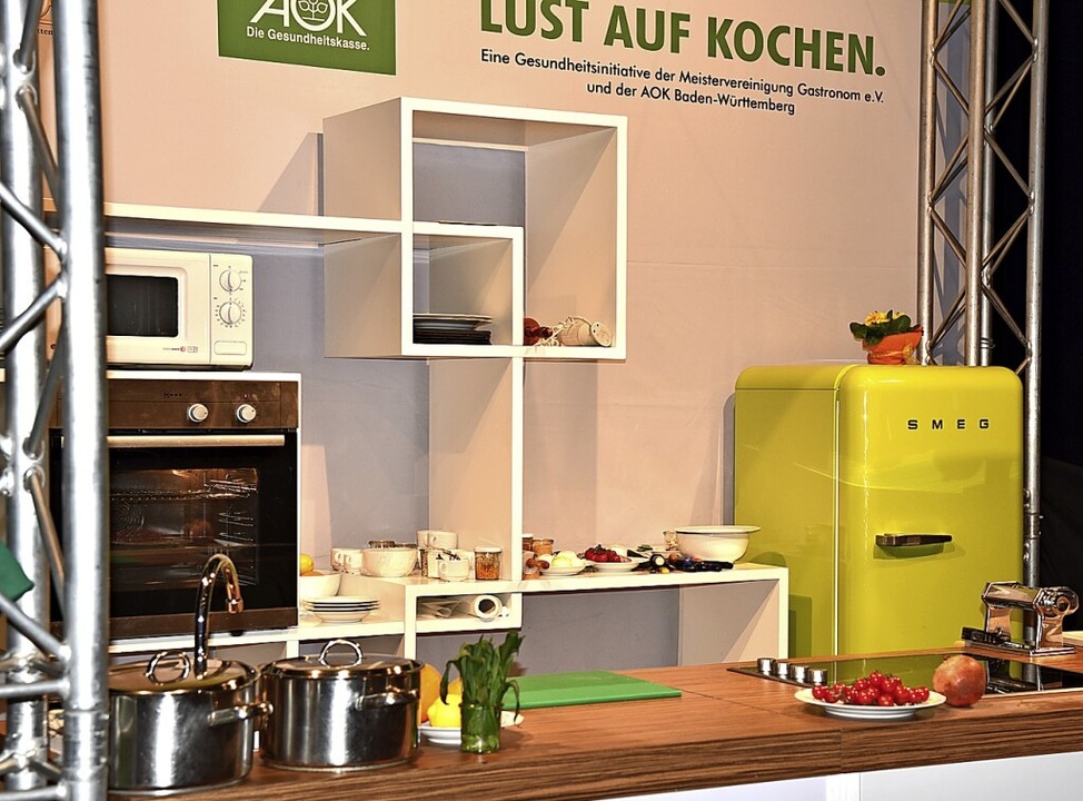Am Dienstag, 24. Mai, wird der Burghof Lörrach zur Showküche.  | Foto: AOK