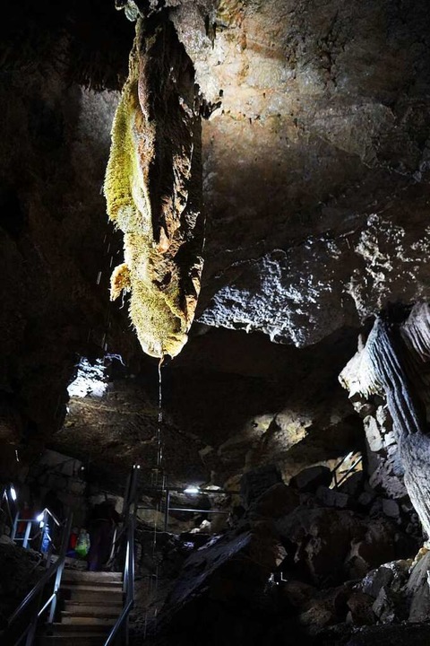 So manches Rinnsal der Höhle führt dur...aufpasst, hat irgendwann nasse Socken.  | Foto: Lisa Petrich