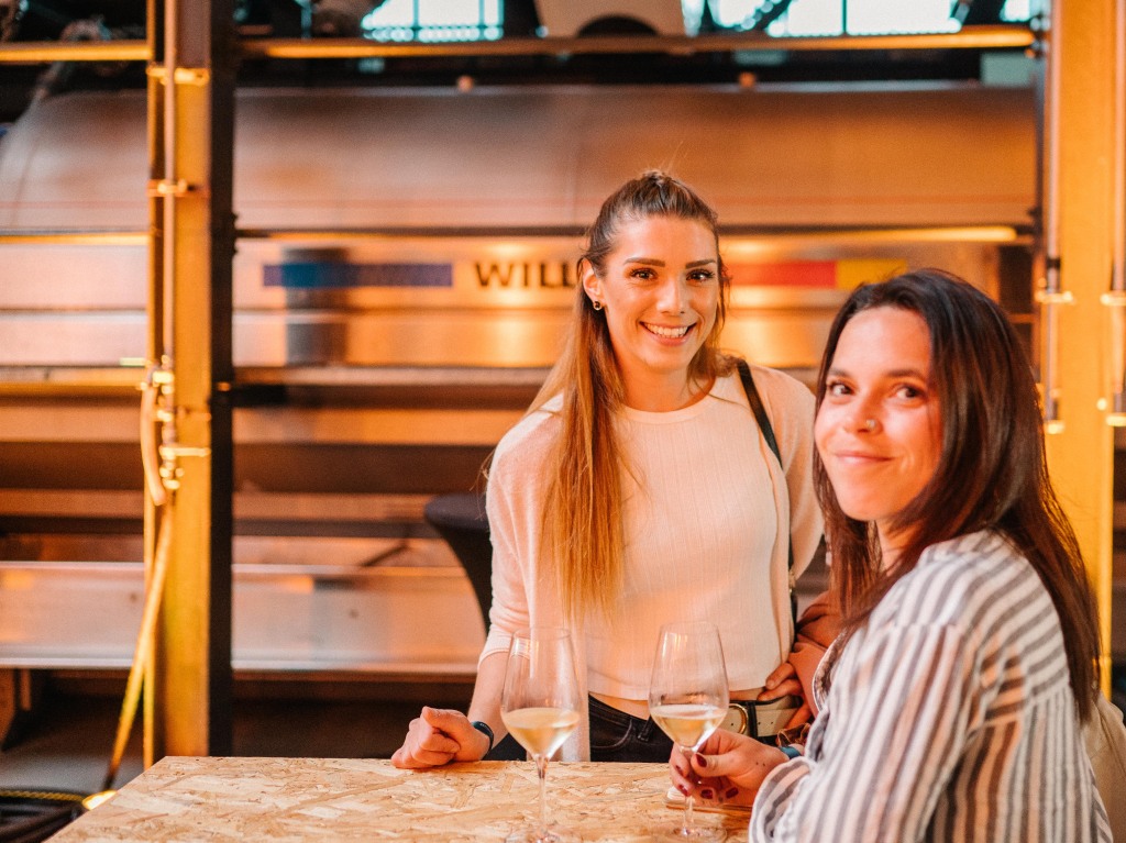 ber 750 begeisterte Weinfreunde feierten mit der BZ auf dem Weingut Zotz in Heitersheim die Vielfalt der Markgrfler Weine.