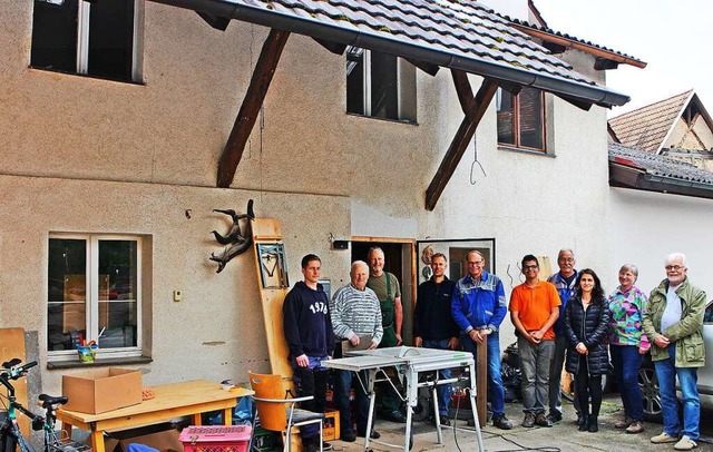 Zehn  der insgesamt 35 Helferinnen und Helfer aus Schallbach  | Foto: Rolf Rhein