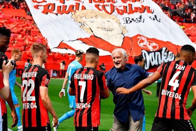 Fotos: Freiburgs Spiel in Leverkusen steht im Zeichen von Rudi Vllers Abschied