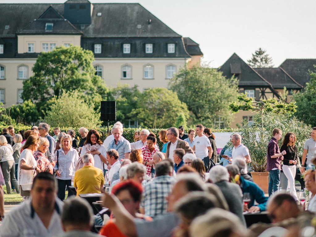 ber 750 begeisterte Weinfreunde feierten mit der BZ auf dem Weingut Zotz in Heitersheim die Vielfalt der Markgrfler Weine.