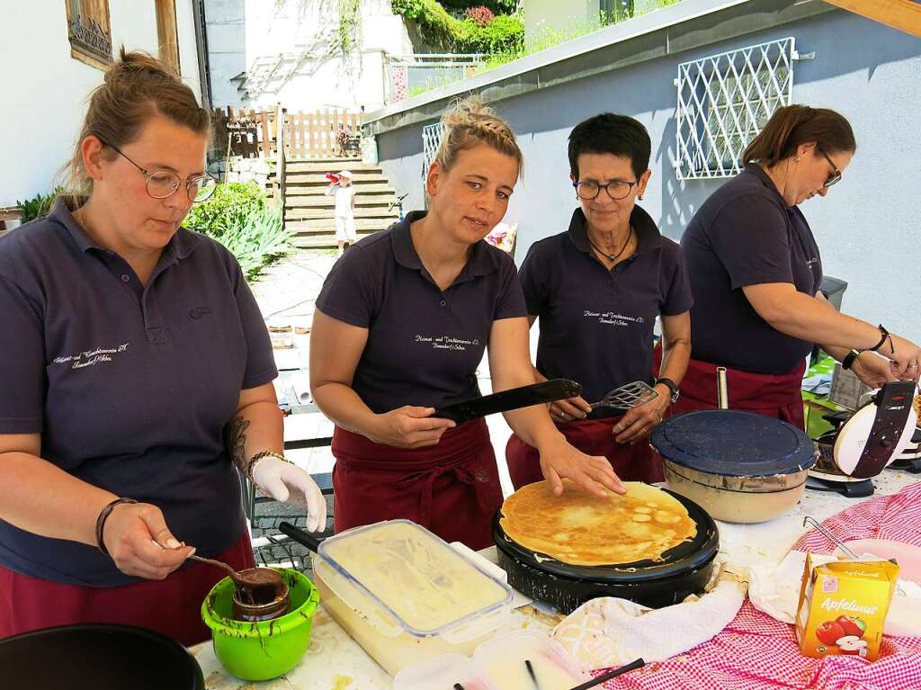 Ein vielfltiges Angebot auf dem Hobby- und Kreativmarkt lockte unzhlige Besucher in die Bonndorfer Innenstadt.