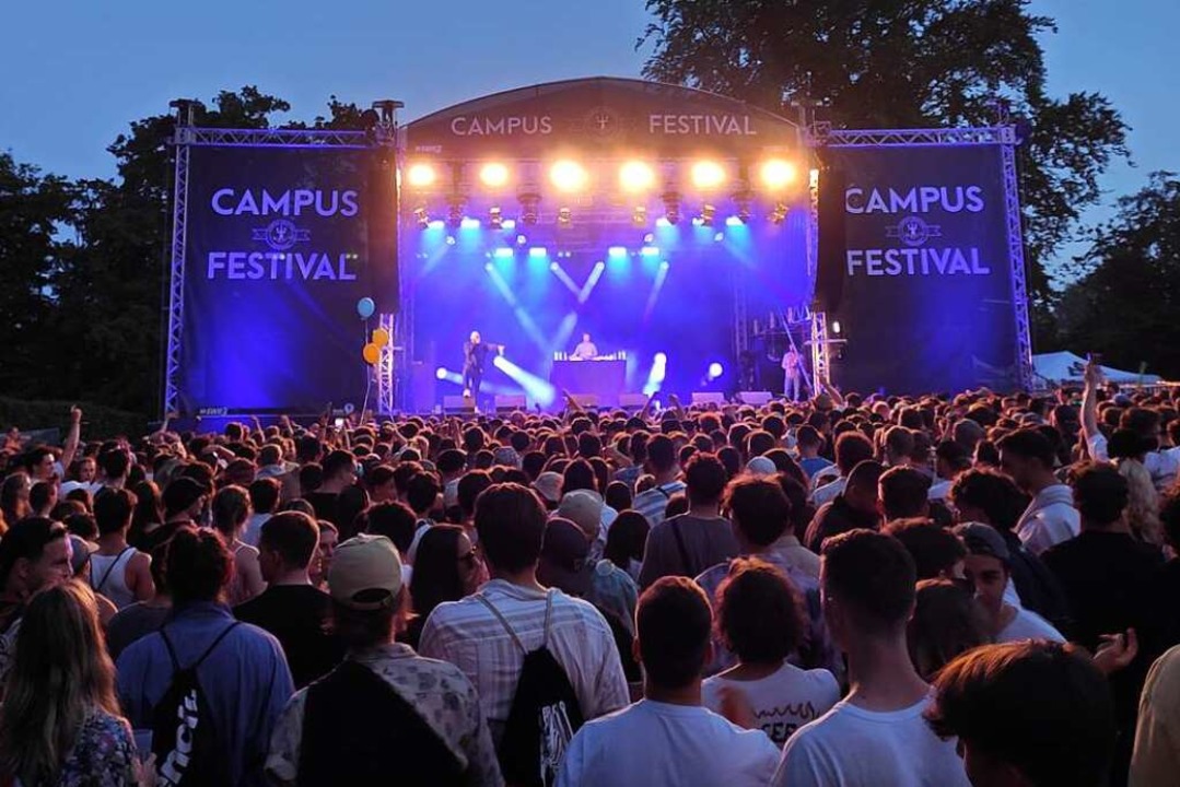 Dicht an dicht: So sah es am Samstagabend beim Campus Festival aus.  | Foto: Stefan Mertlik