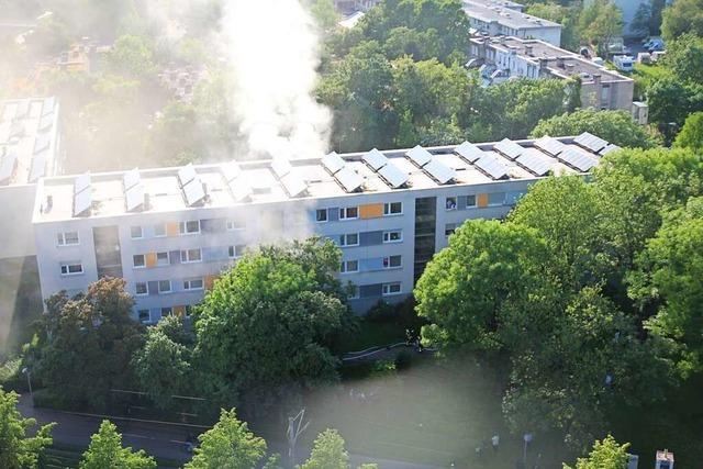 Mehrere Verletzte bei Wohnungsbrand in Freiburg-Weingarten