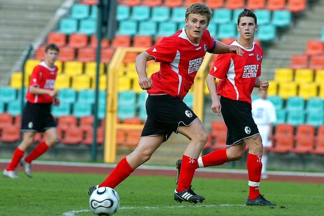 Dominanter SC Freiburg: Das Team um Ma...drich-Ludwig-Jahn-Sportpark zu Berlin.  | Foto: Michael Heuberger