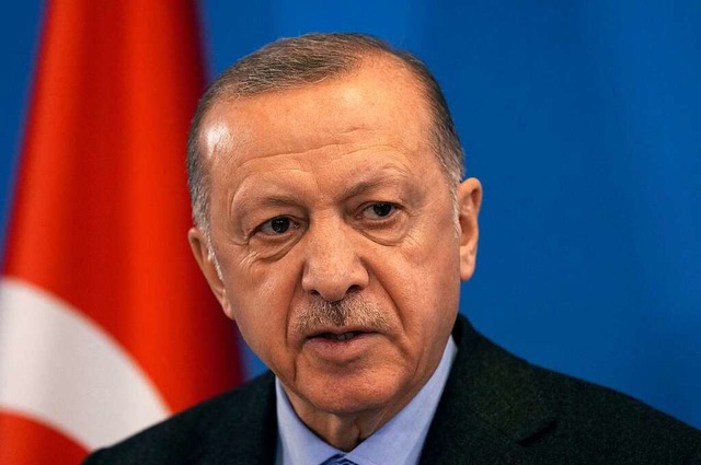 Recep Tayyip Erdogan, Prsident der T... in Sicherheitsfragen abhngig machen.  | Foto: Markus Schreiber (dpa)