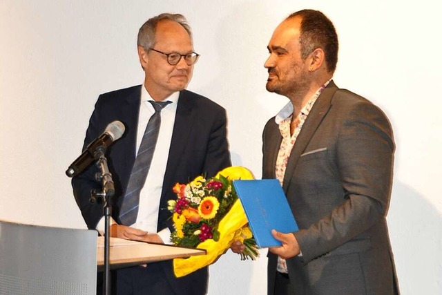 SWR-Intendant Kai Gniffke (links) und ...uchel-Preistrger 2022 Diner Gyeter  | Foto: Rainer Ruther
