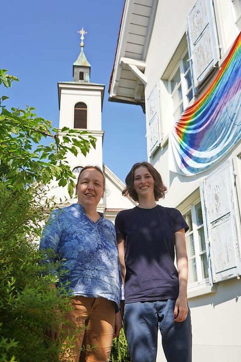 Gabriele Trapp (links) und Eva Pollitt...t und Rechte für Frauen in der Kirche.  | Foto: Lisa Petrich