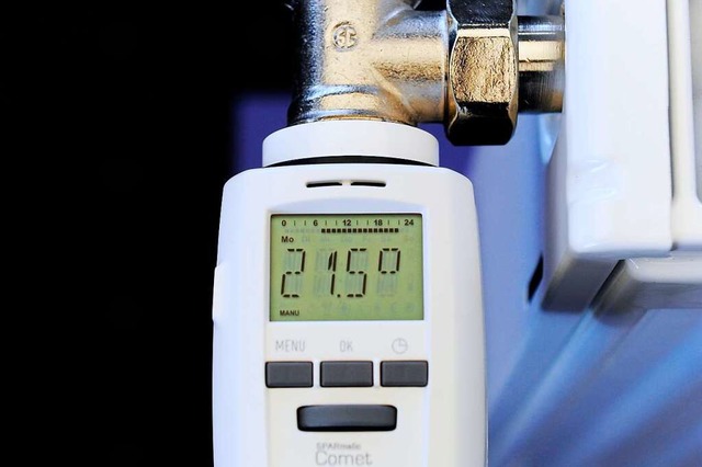 Ein einzelnes Thermostat bringt nicht ...nd energiepolitisch ein Schwergewicht.  | Foto: Ingo Schneider