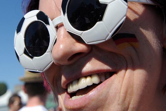 SC-Fans mssen nicht nach Berlin reisen, um das DFB-Pokalfinale zu sehen.  | Foto: Angelika Warmuth (dpa)