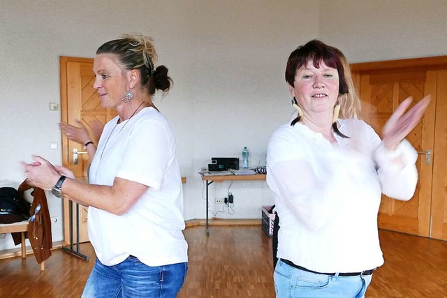 Die Wild West Girls  Tanja Isele (link...hts) kennen die Schritte vieler Tnze.  | Foto: Susanne Filz