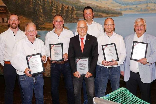 100 Jahre Einsatz frs runde Leder