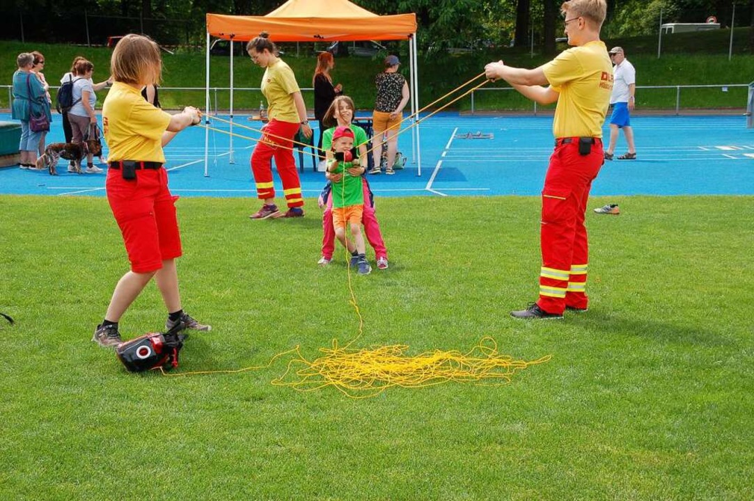 Die DLRG bot Spiele an.  | Foto: Petra Wunderle