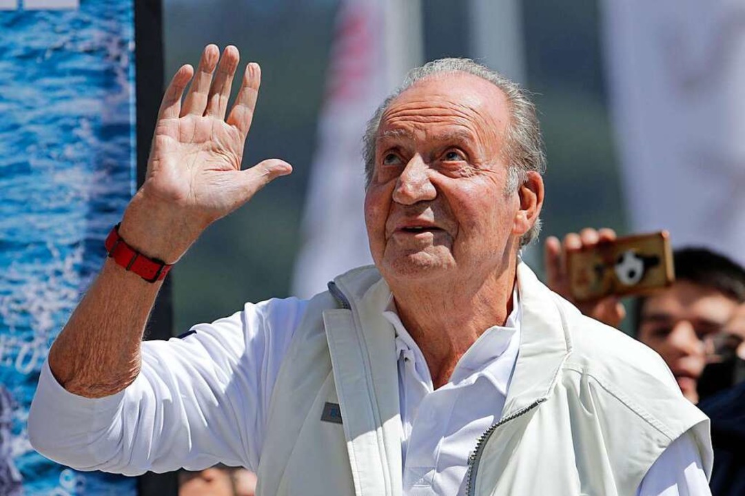 Spaniens ehemaliger König Juan Carlos ...ihe von Finanzskandalen verlassen hat.  | Foto: Lalo R. Villar (dpa)