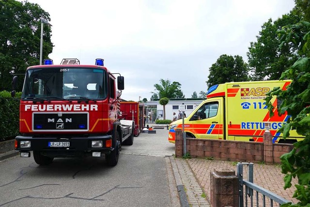 Weil in den Rumen der Chloranlage ein...n einen Einsatz im Seelbacher Freibad.  | Foto: Alena Ehrlich