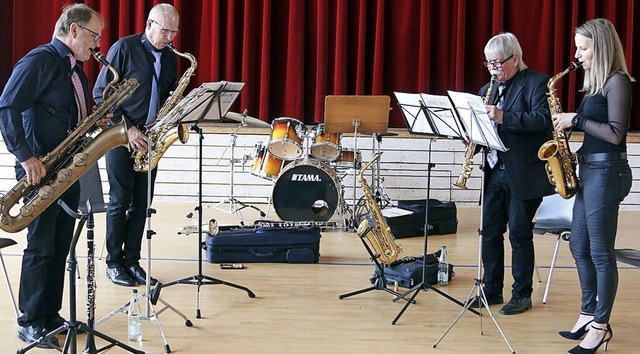 Sie knnen nicht ohne Musikmachen &#82...am Gppert noch Verstrkung gefunden.   | Foto: Heidi Fel