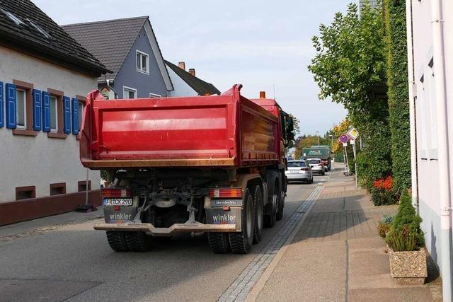 Wie die Rheingemeinden ihre Brger in der Bauphase vor Schwerlastverkehr schtzen wollen