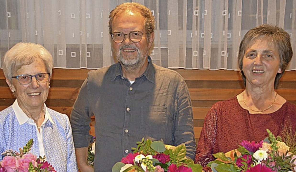 Die Geehrten  (von links) Erika Knebel, Jürgen Kaiser und  Heidrun Wachenheim.  | Foto: Verein