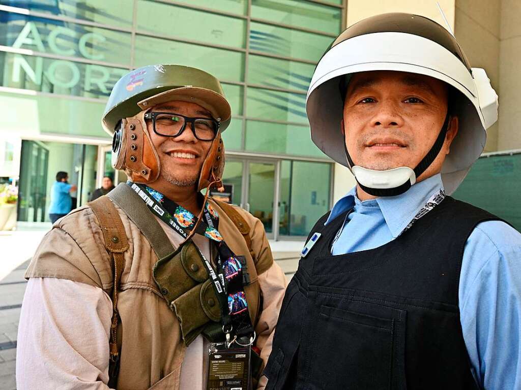 Star-Wars-Fans aus der ganzen Welt tummeln sich derzeit auf der Messe in Anaheim, Kalifornien, und gehen auf im Star-Wars-Universum.