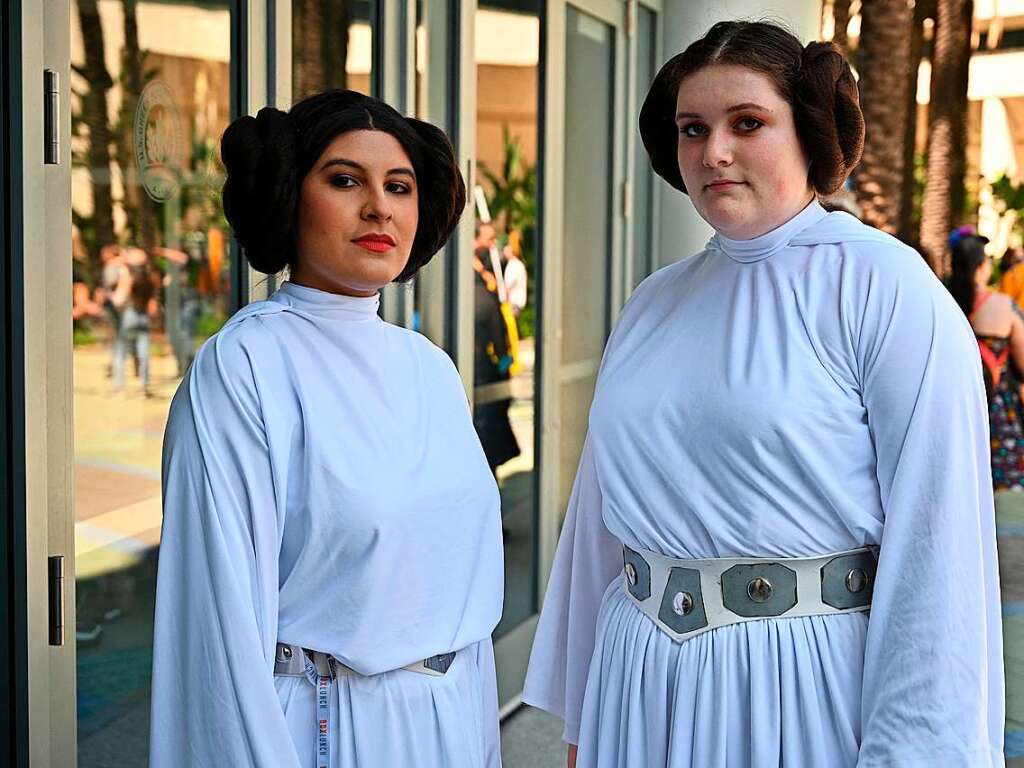 Star-Wars-Fans aus der ganzen Welt tummeln sich derzeit auf der Messe in Anaheim, Kalifornien, und gehen auf im Star-Wars-Universum.