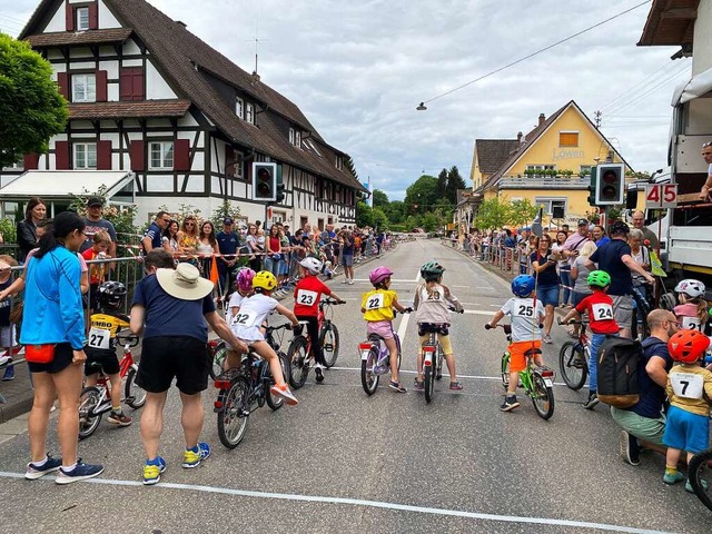 Mit seinen Einsteigerrennen setzt der ...Kinder fr den Radsport zu begeistern.  | Foto: Claudia Bachmann-Goronzy