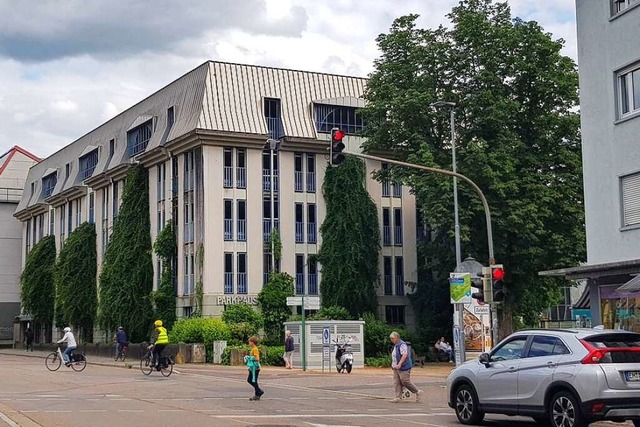 Das Emmendinger Parkhaus ist marode und muss saniert werden.  | Foto: Gerhard Walser