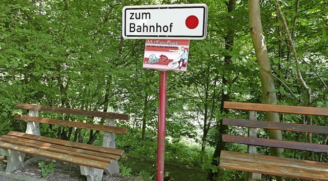 Mitfahrbank bei der BDH-Klinik in Waldkirch.  | Foto: Sylvia Sredniawa