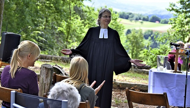 Eckwaldgottesdienst  Pfarrerin Ulrike Krumm   | Foto: Angelika Schmidt